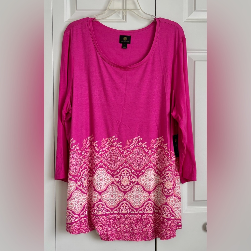 Pink Graphic 3/4 Sleeve Tunic with Scoop Neck